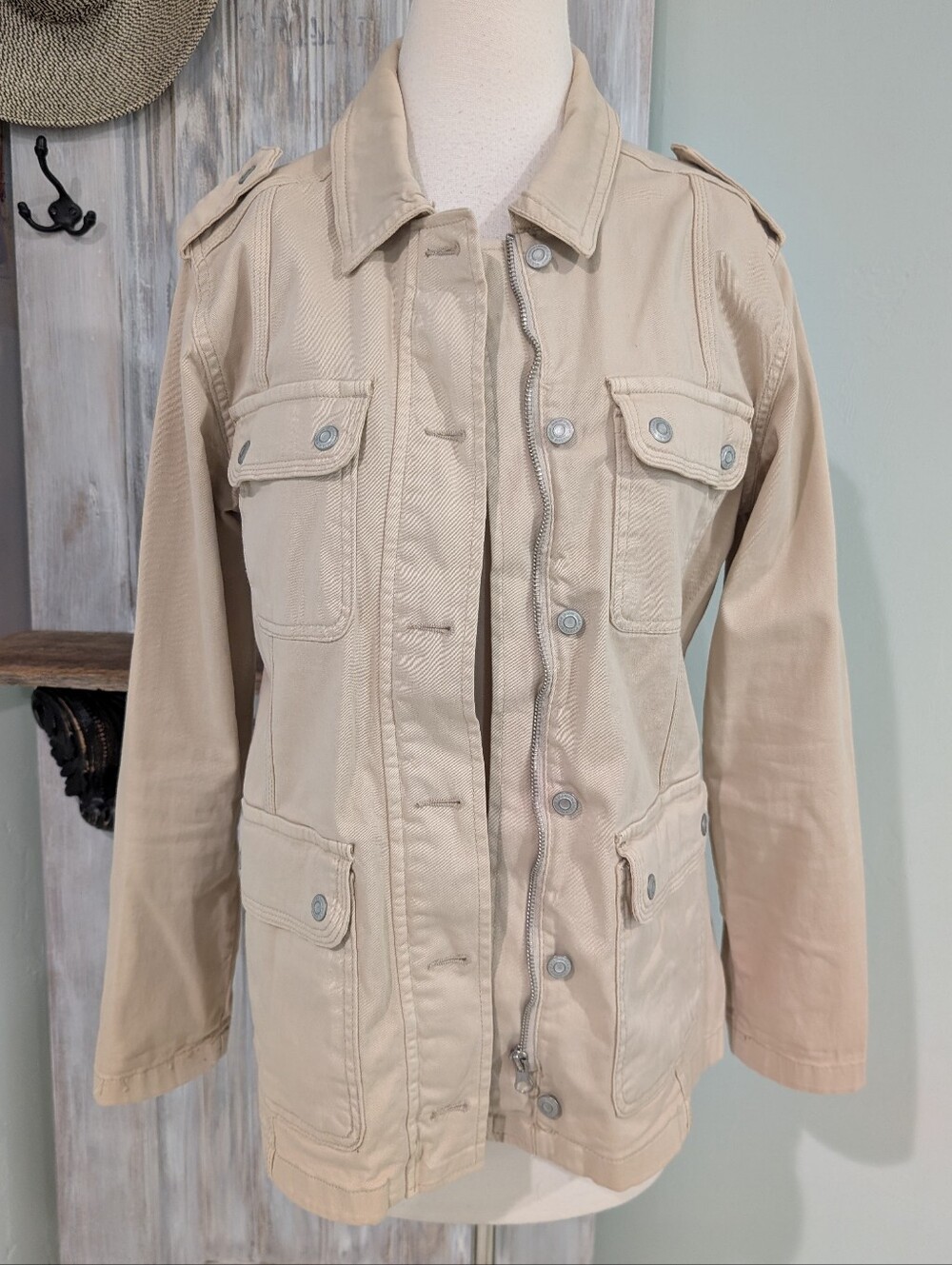 Kensie Jeans Beige Utility Jacket with Front Zip & Button Closure